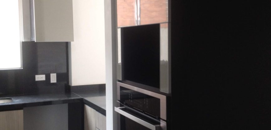 Apartamento en Chicó Navarra Suka 301