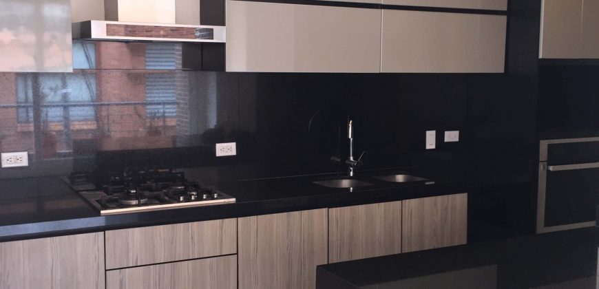 Apartamento en Chicó Navarra Suka 302