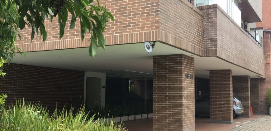 Apartamento en Chicó Navarra Suka 301