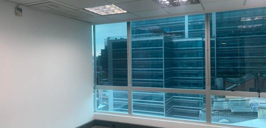 Oficina Piso 8 Megatower